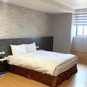 Lan Yin Tie Dao Hotel